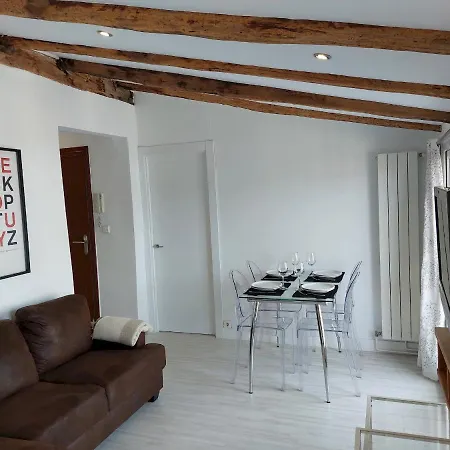 Alderdi Eder Apartment *