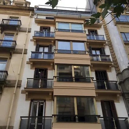 Alderdi Eder * San Sebastián