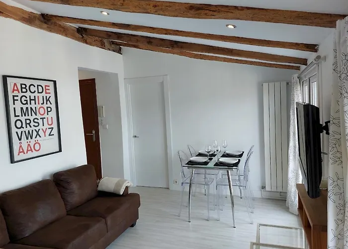 Alderdi Eder Apartment *